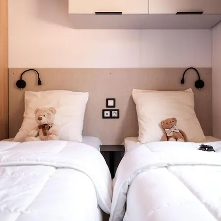 Slow Village Oleron 캠프장