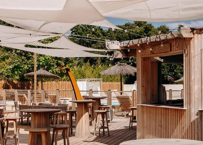 Au Bon Air - Oléron 4*