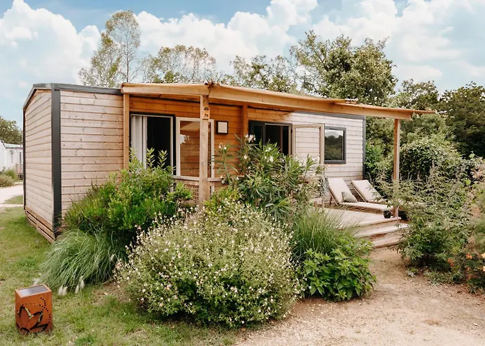 Camping Au Bon Air - Oléron 4*